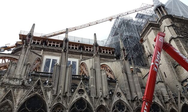 La réalité virtuelle pour repenser les abords de la cathédrale Notre-Dame de Paris