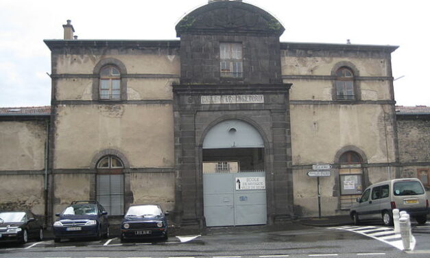 Puy-de-Dôme – Poursuite de la transformation de l’ancienne caserne Vercingétorix à Riom