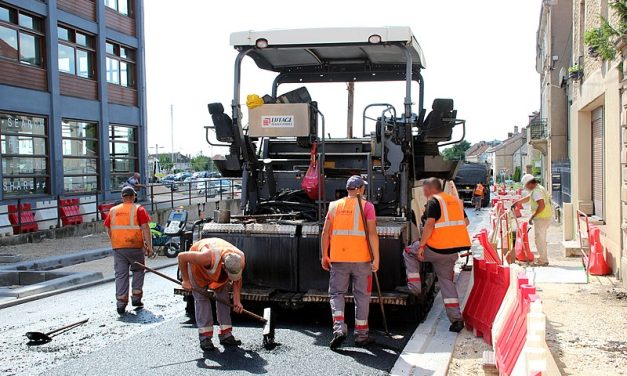 Travaux publics – Les coupes budgétaires suscitent des préoccupations dans le secteur